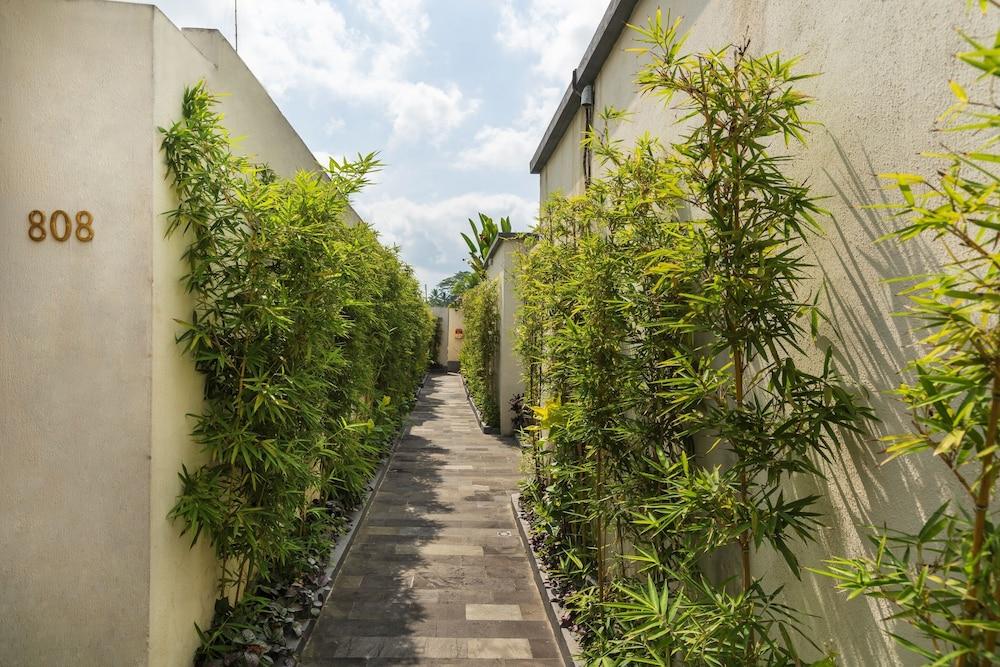 Amatara Abirama Villas Ubud  Exterior photo